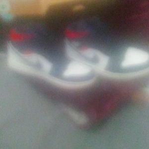 Nike mens size 8 Jordan's